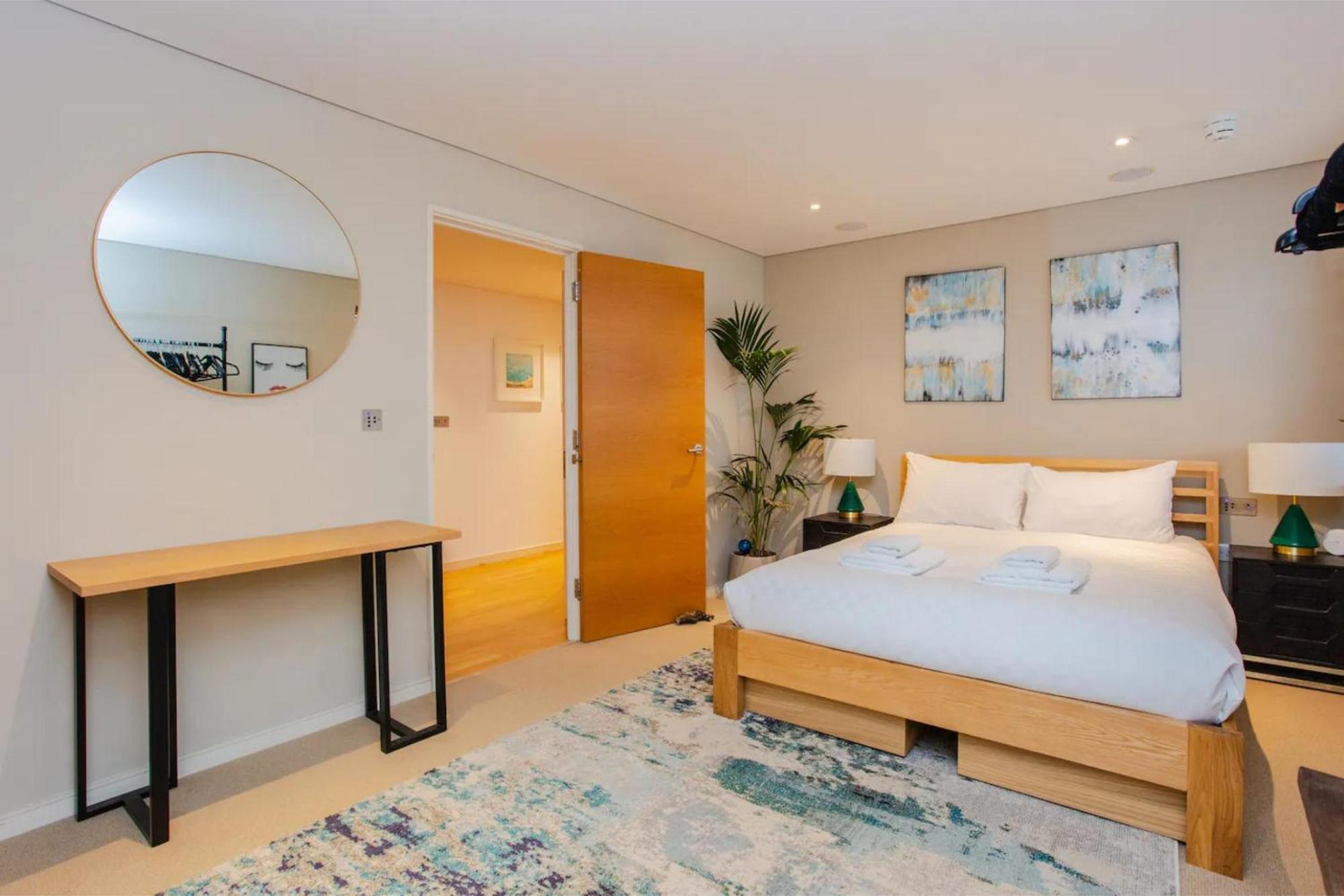 Modern 3 Bedroom Apartment In Paddington Londra Esterno foto